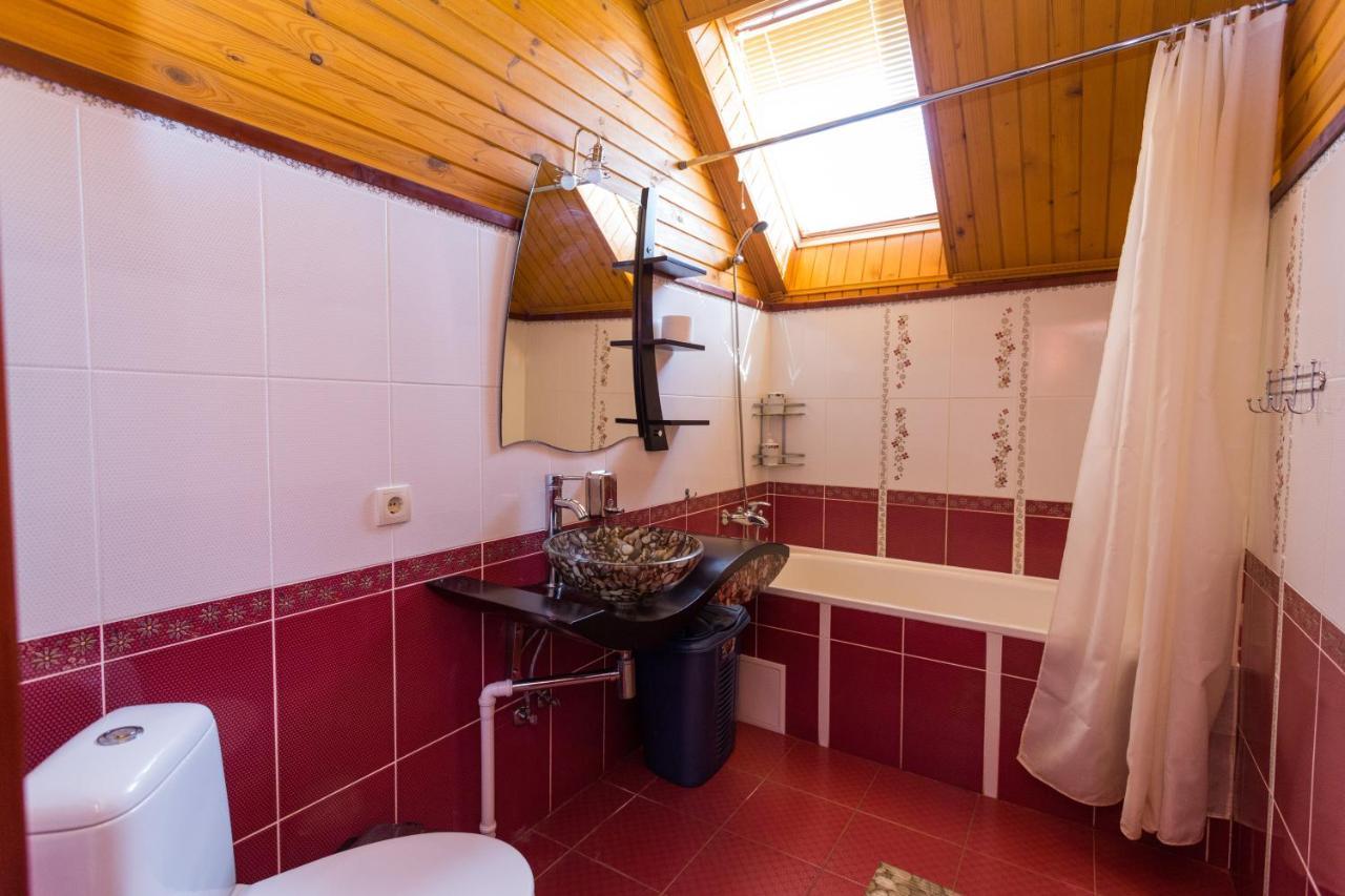 Vila Gostynnyi Dim Zatyshok Dyjda Exteriér fotografie